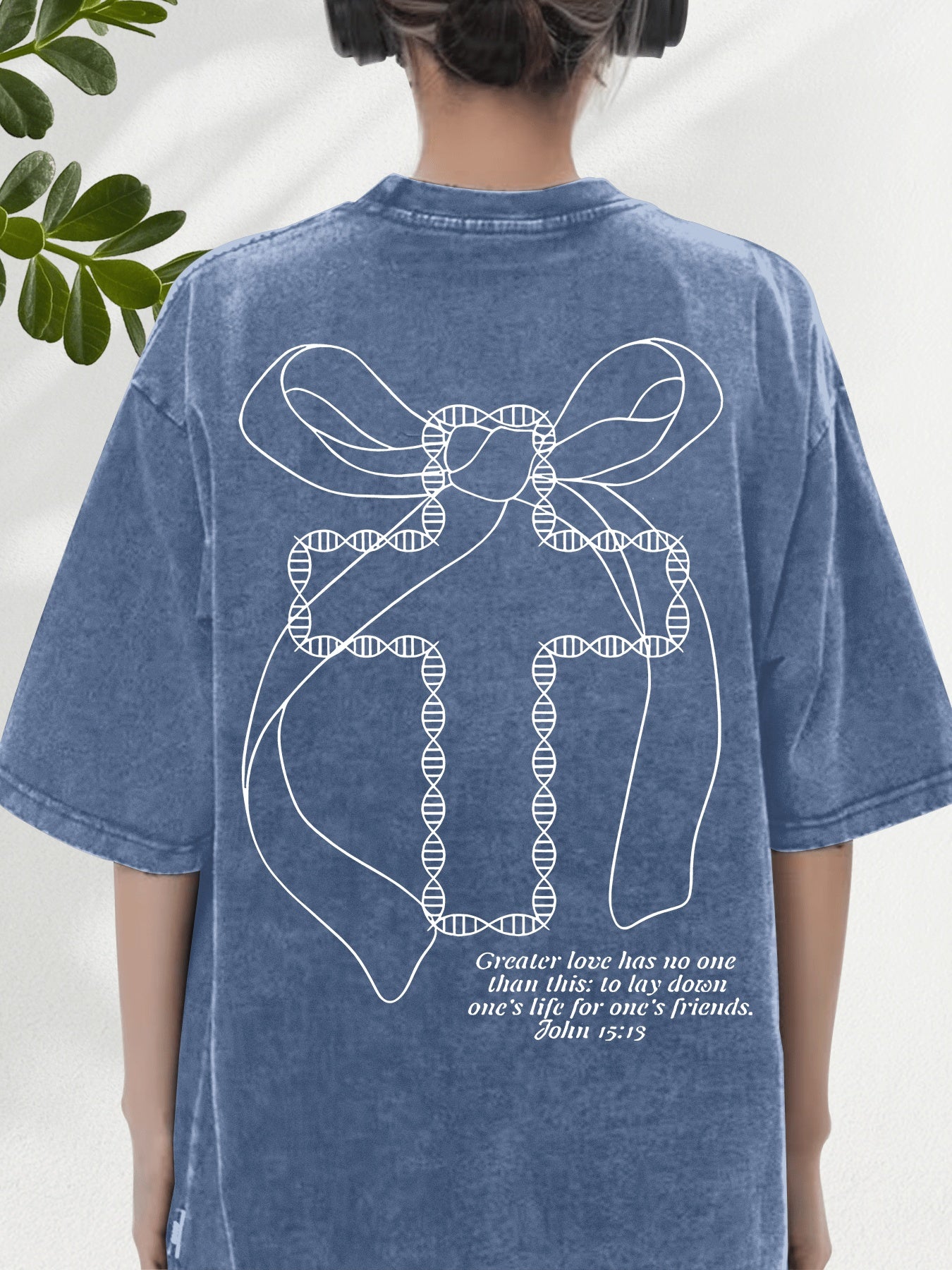 Women'S Beige T-Shirt - "No Greater Love" Bible Verse - Soft Breathable 100% Loose Fit Tee - Minimalist Everyday & Special Occasion Top - Casual Streetwear Gift for Women, Ladies T Shirts, Retro Distressed Design, Comfortable Fabric, Street Style,