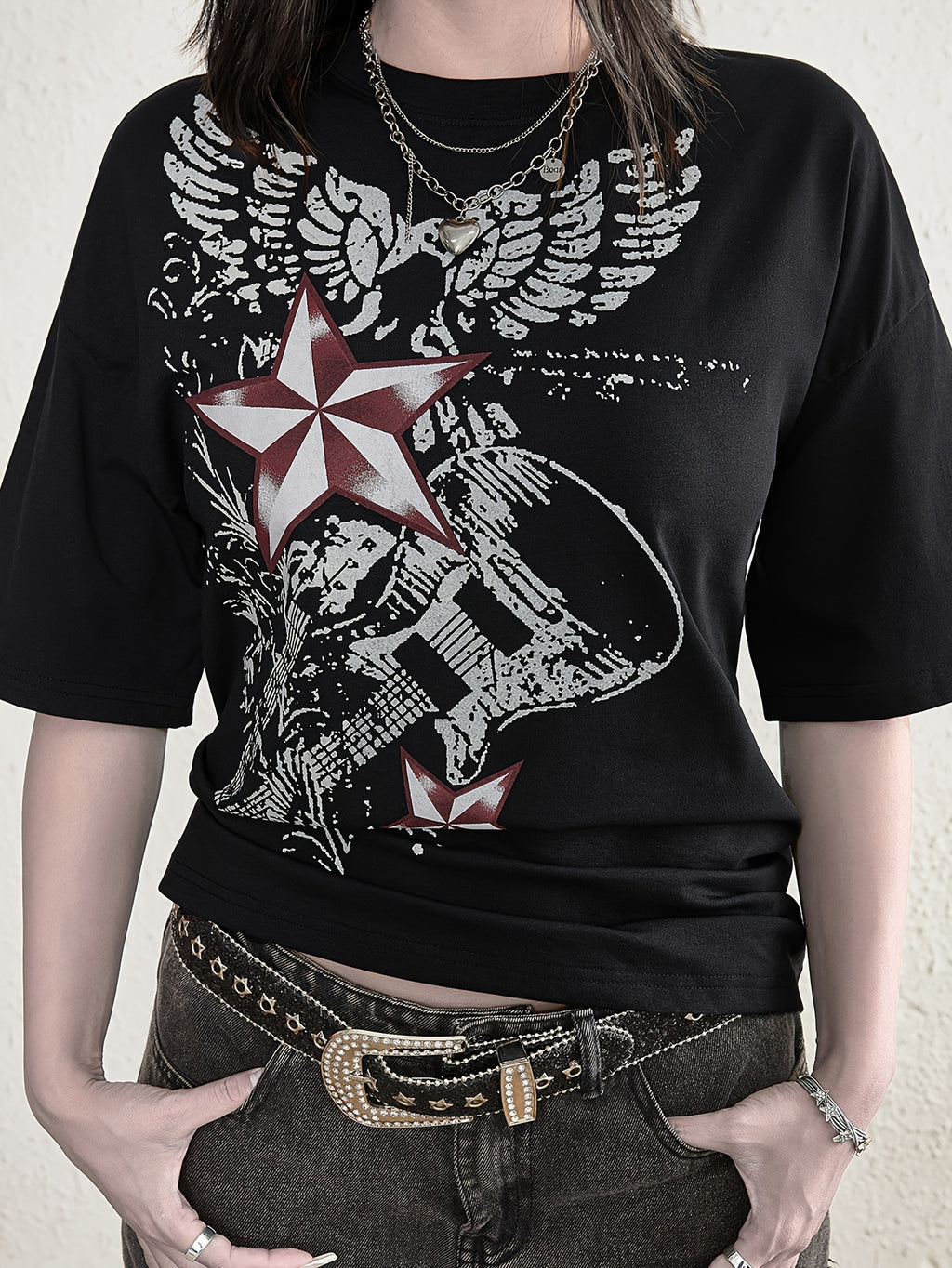 Y2K Retro Women's Graphic T-Shirt - Black Geometric Guitar & Wings Print Short Sleeve Round Neck Top, Machine Washable Spring/Summer Casual Tee, Fashionable Graphic Print T Shirt, Summer Clothing, Edgy Casualwear, Durable Fabric
