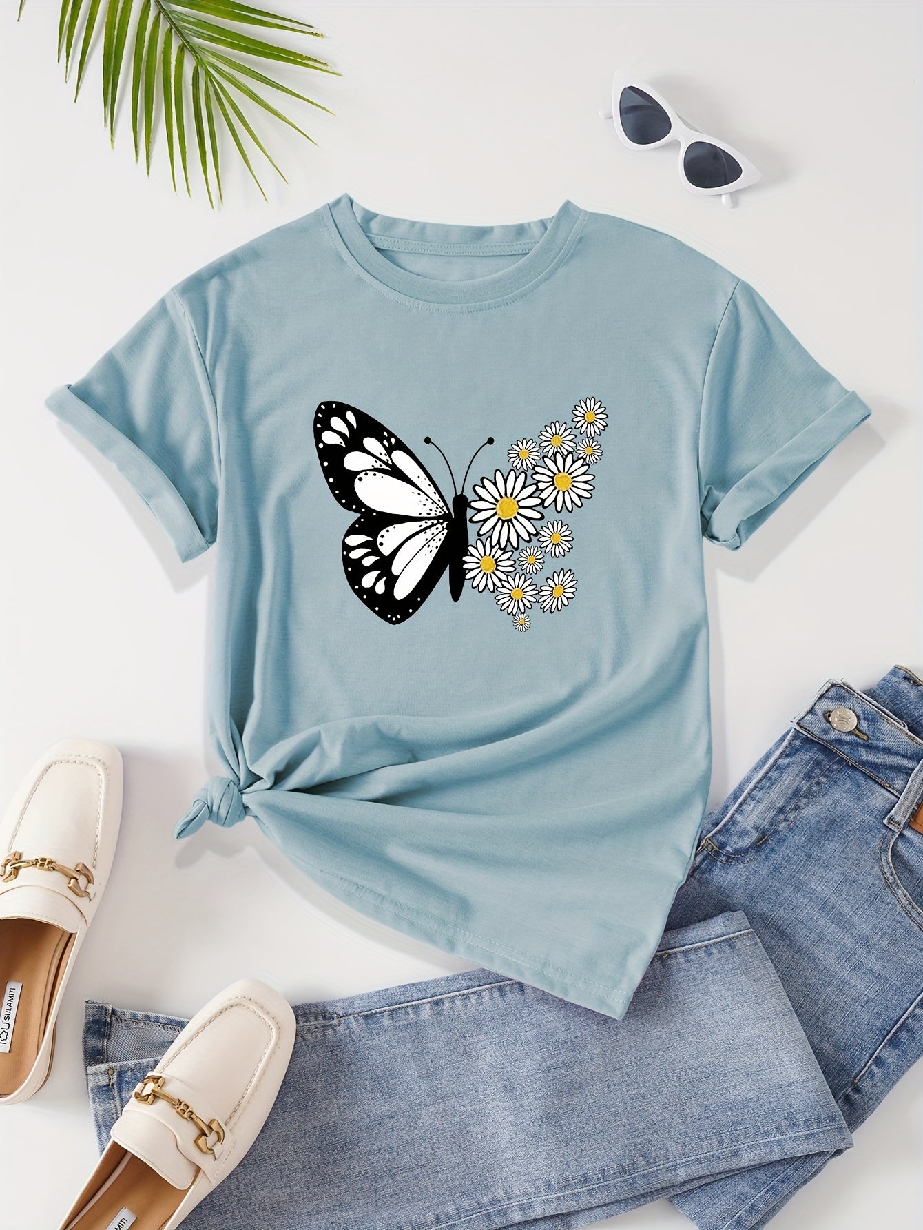 Women's Casual Butterfly & Daisy Floral Print Round Neck T-Shirt - Olive Green, Machine Washable, Regular Fit for Casual Attire, Allseason Fashion, Relaxed Style, Nontransparent Fabric