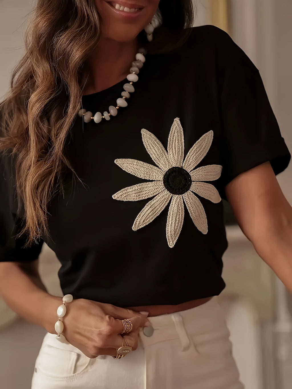 [Floral Women's T-Shirt] Elegant Floral Women's Casual Short Sleeve T-Shirt | Sunflower Applique Black Round Neck Top | Machine Washable Winter Blouse