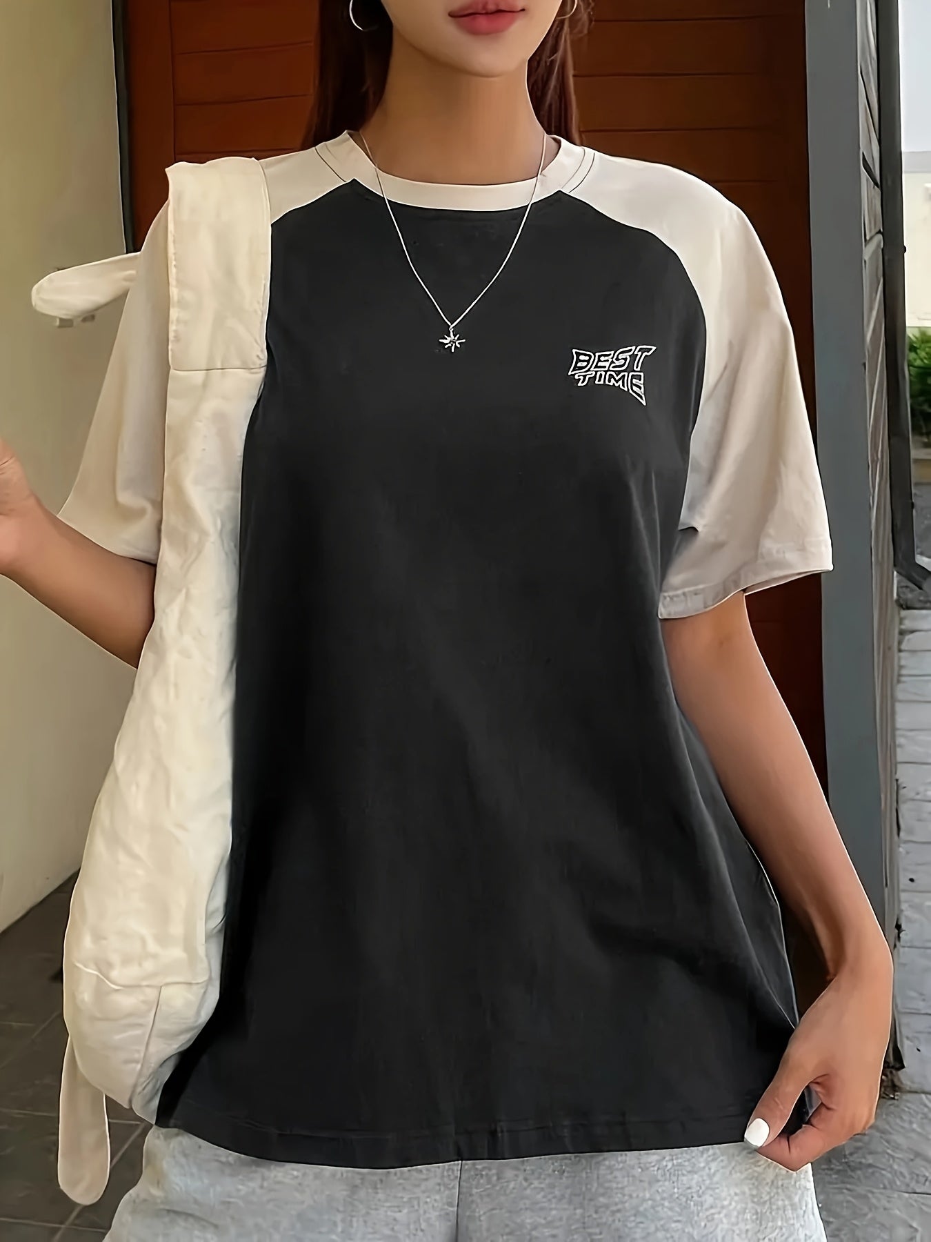 [1pc BEAST T-Shirt] 1pc Women's Casual T-Shirt | Color Block, BEAST Print, Crew Neck, Knit Fabric, Regular Length, All Season Top