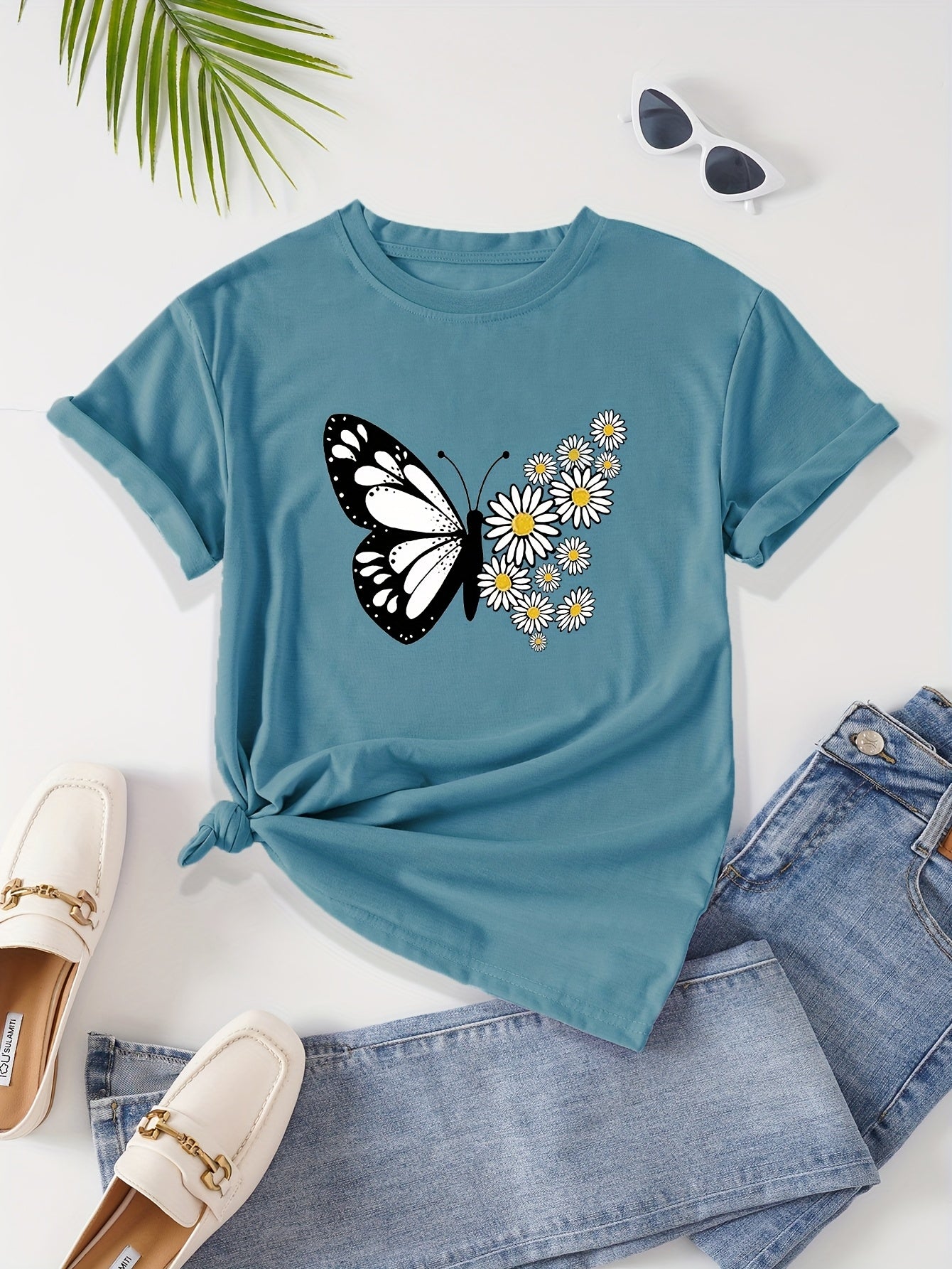 Women's Casual Butterfly & Daisy Floral Print Round Neck T-Shirt - Olive Green, Machine Washable, Regular Fit for Casual Attire, Allseason Fashion, Relaxed Style, Nontransparent Fabric