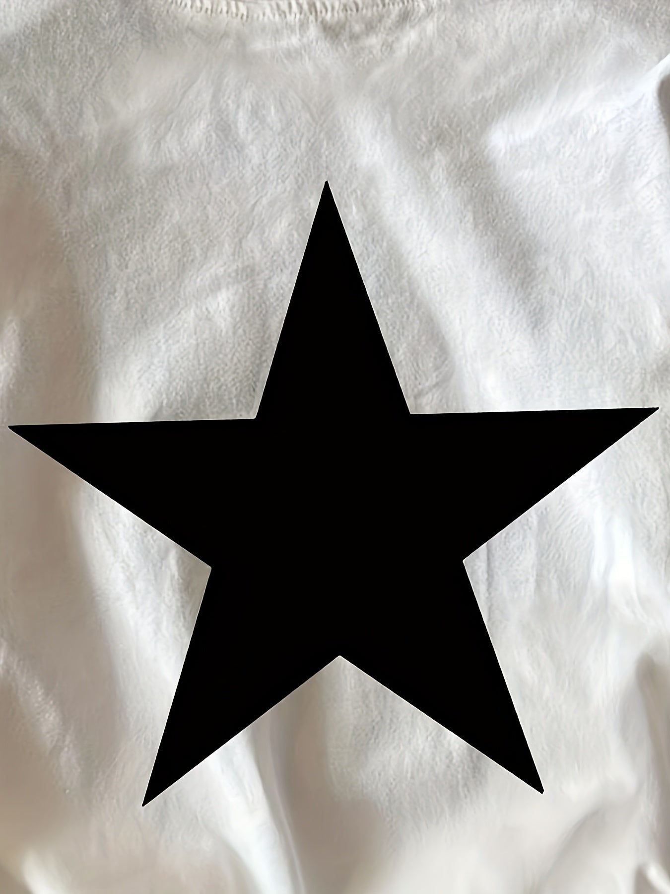 Women's Casual Oversized T-Shirt with Black Star Print - White Round Neck Short Sleeve Top for Spring/Summer, Machine Washable & Breathable Casual Attire, Ladies T Shirts, Spring Summer Apparel, Relaxed Fit Tee, Comfortable Clothing