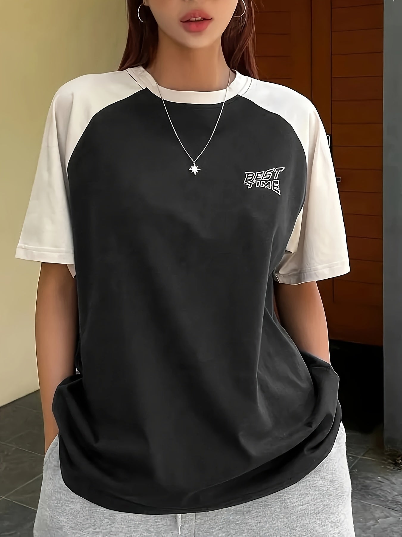 [1pc BEAST T-Shirt] 1pc Women's Casual T-Shirt | Color Block, BEAST Print, Crew Neck, Knit Fabric, Regular Length, All Season Top