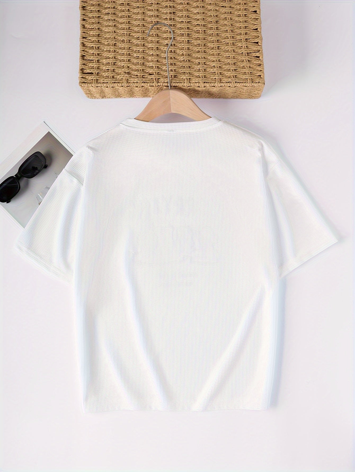 Waffle Grid Fabric T-Shirt - Korean-Style Coffee Cat Print with Cute Animal Illustrations & Humorous Text, Black Casual Round Neck Tee, Semi-Sheer All-Season Comfort, Machine Washable, Comfortable Daily Wear, Playful Graphic Tee