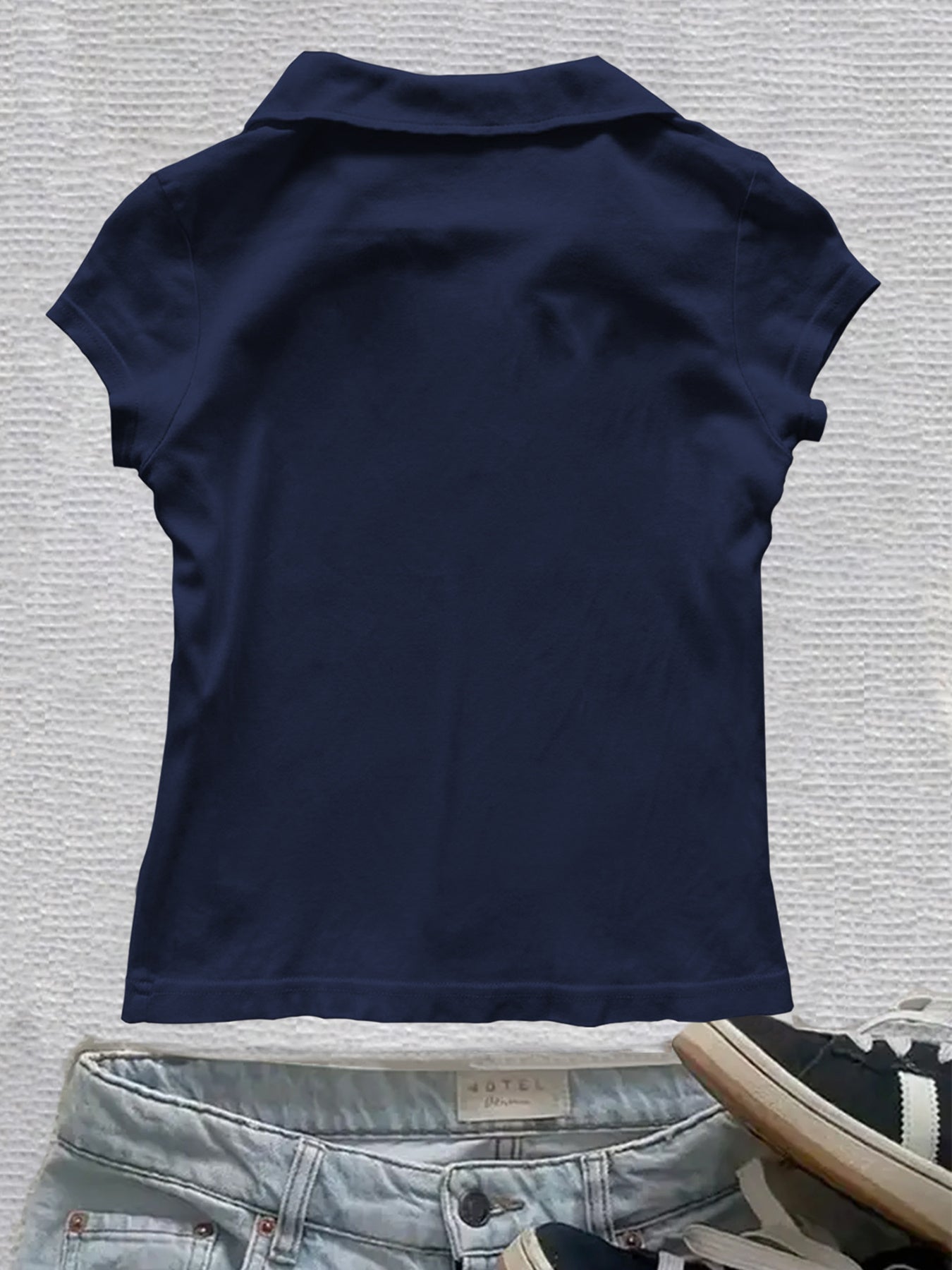 Women'S Y2K Retro Shirt - Slim Fit Cropped Top, Navy Blue, Non-Transparent Fabric for Gym, Casual Outfits - Vintage 2000s Fashion T-Shirt, Gym Apparel, Nontransparent Material, Workout Clothing, Breathable Fabric, Short Sleeve Top, Women