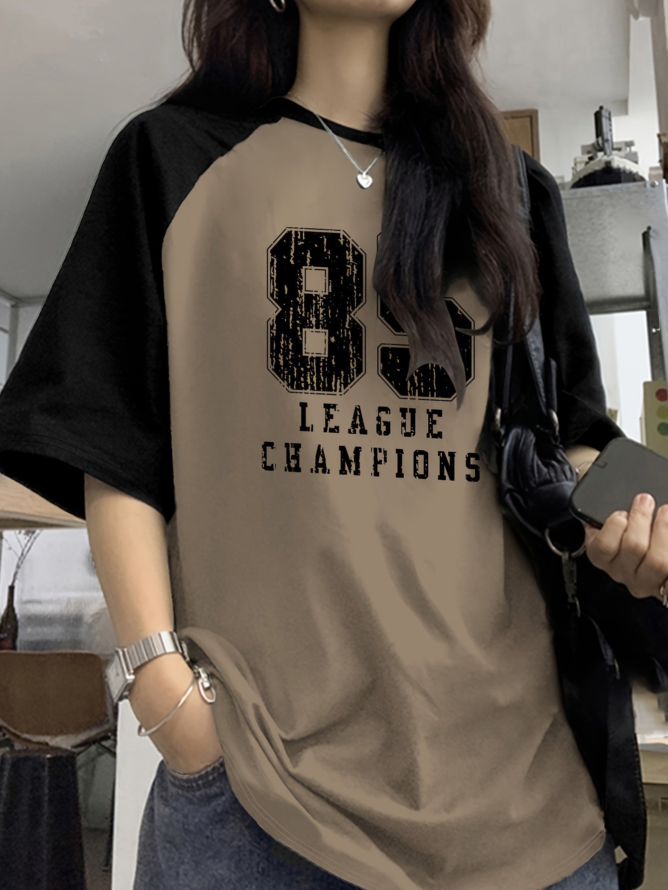 Women'S Casual Y2K-Inspired "8.5 League Champions" Graphic Tee - Black & Olive, Short Sleeve, Crew Neck, Casual Attire|Vintage Print Top|Short Sleeve Shirt