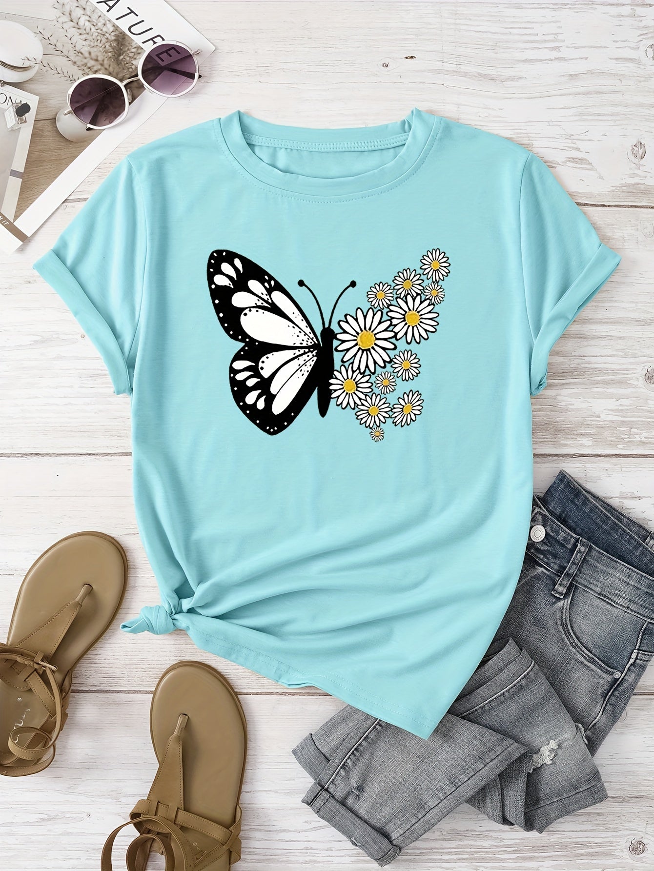 Women's Casual Butterfly & Daisy Floral Print Round Neck T-Shirt - Olive Green, Machine Washable, Regular Fit for Casual Attire, Allseason Fashion, Relaxed Style, Nontransparent Fabric