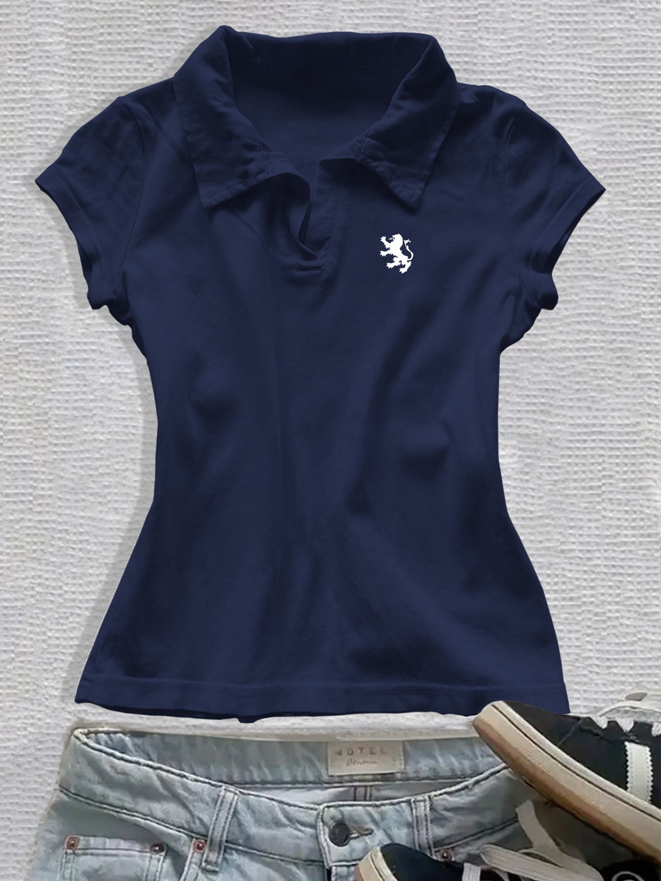 Women'S Y2K Retro Shirt - Slim Fit Cropped Top, Navy Blue, Non-Transparent Fabric for Gym, Casual Outfits - Vintage 2000s Fashion T-Shirt, Gym Apparel, Nontransparent Material, Workout Clothing, Breathable Fabric, Short Sleeve Top, Women